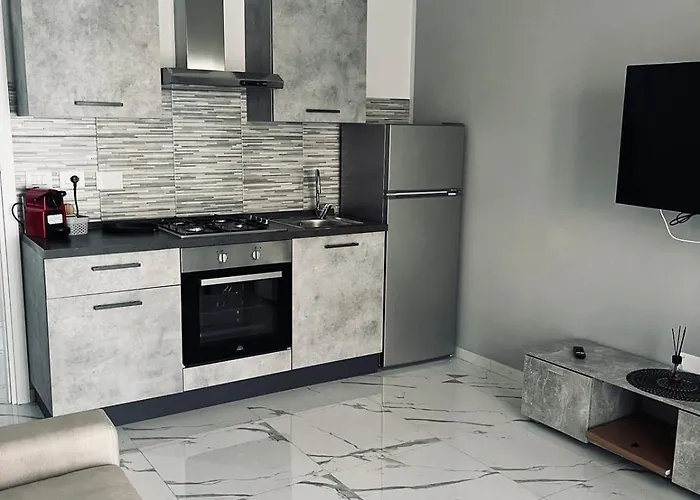 公寓 Gioni House *